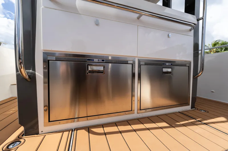 Moonrise Yacht Photos Pics 