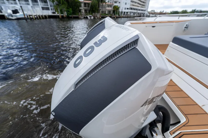 Moonrise Yacht Photos Pics 