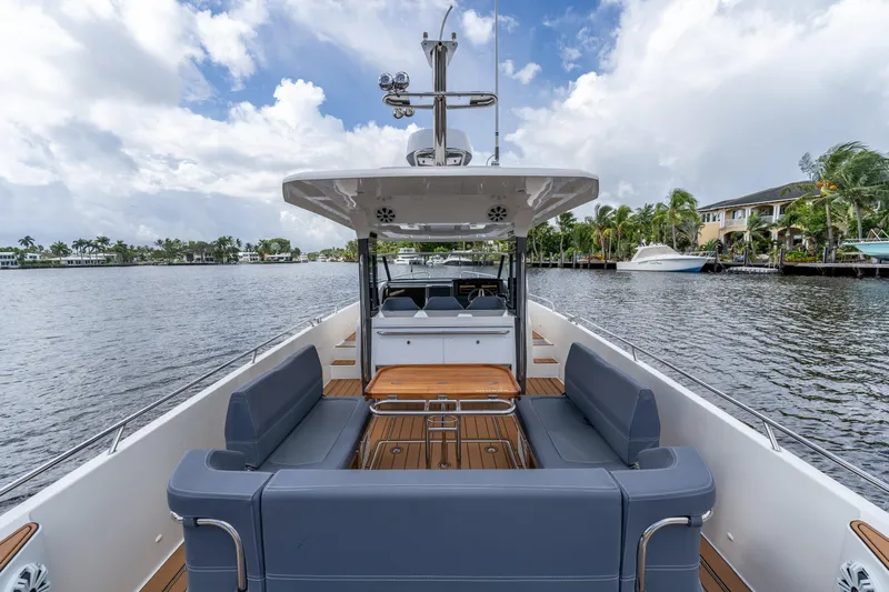 Moonrise Yacht Photos Pics 