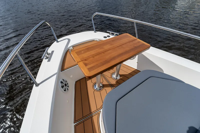 Moonrise Yacht Photos Pics 