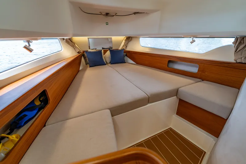 Moonrise Yacht Photos Pics 