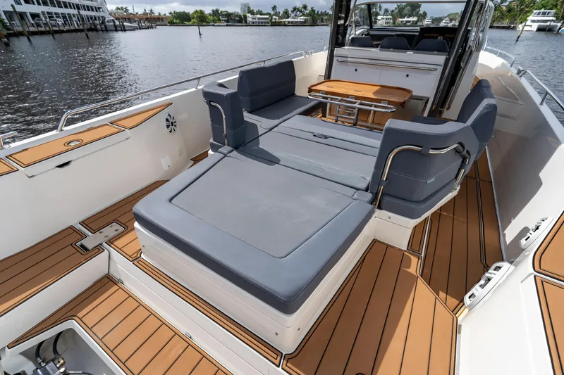 Moonrise Yacht Photos Pics 