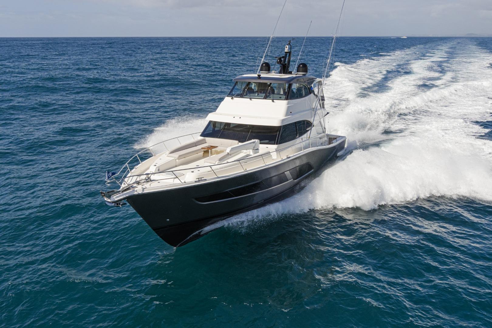 Riviera 68 Sports Motor Yacht Series II