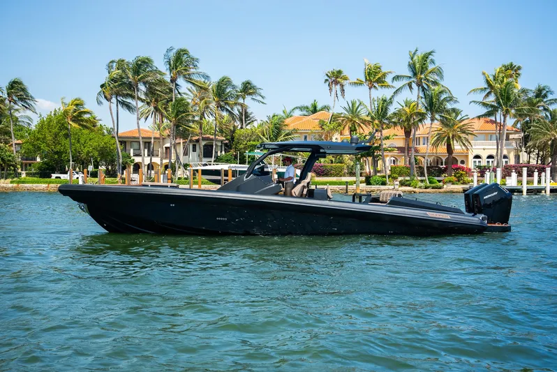 Skipper 42 Twin Mercury 600 Yacht Photos Pics 