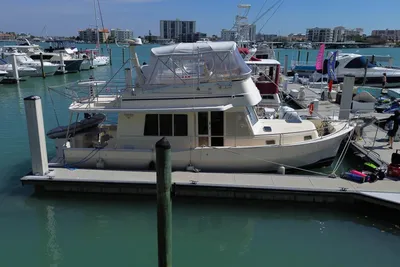 Mainship 40 Trawler