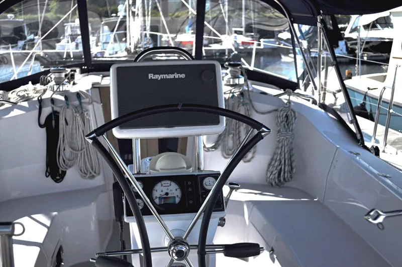 Liberty Hill II Yacht Photos Pics 