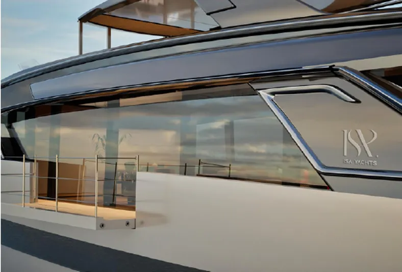 Viper 120 Yacht Photos Pics 