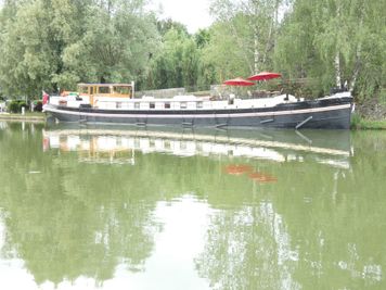 Luxemotor Dutch Barge