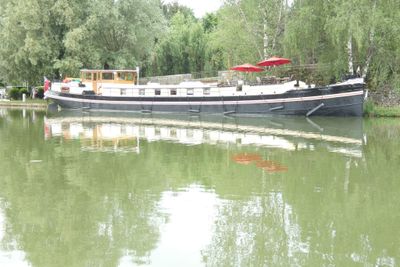 Luxemotor Dutch Barge