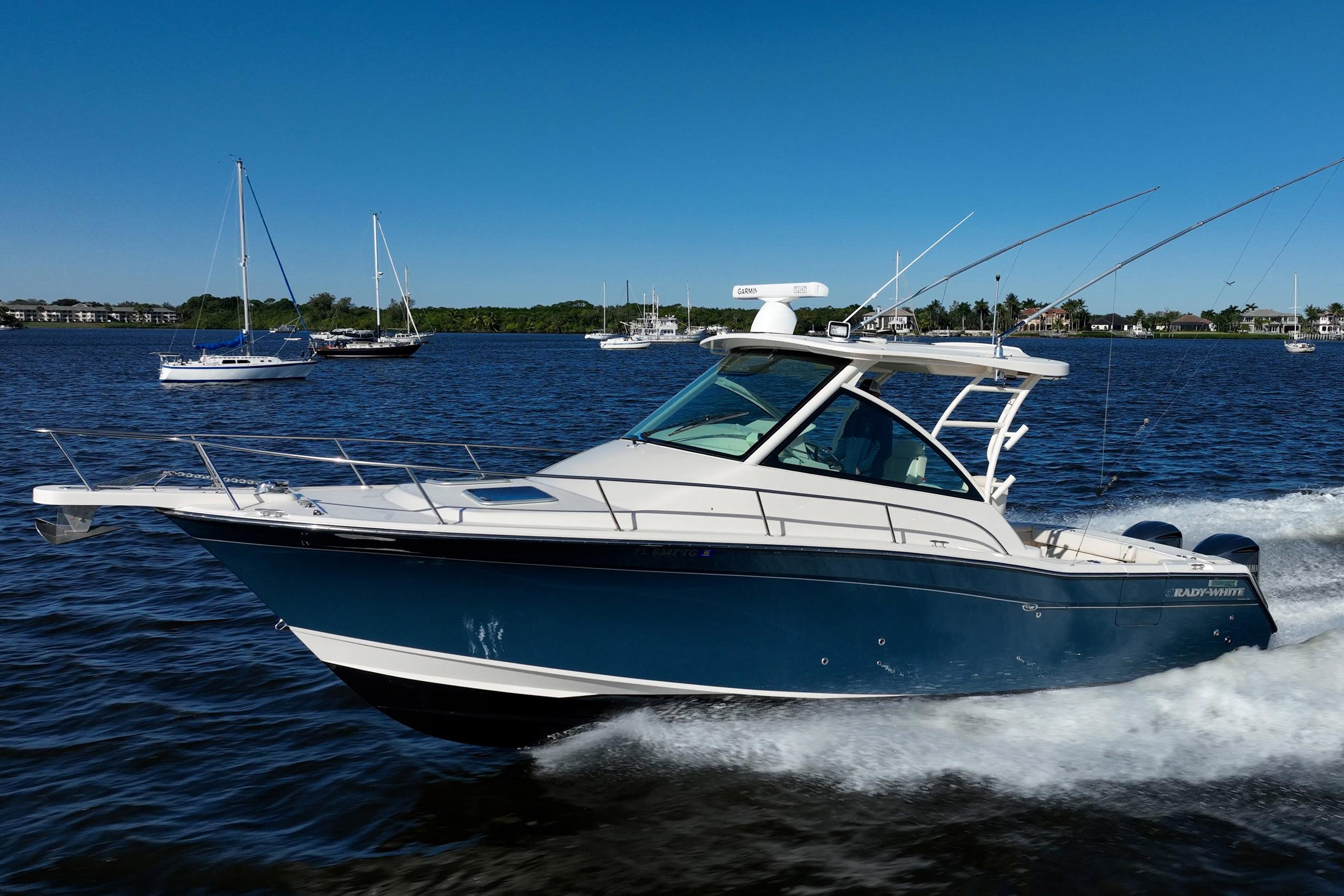 2018 Grady-White Express 330
