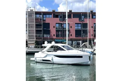 Jeanneau DB/37 OB