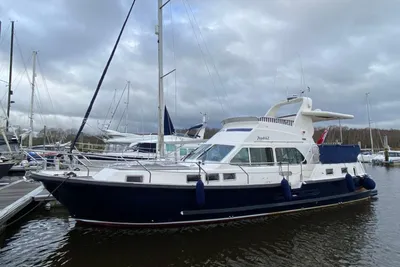 2007 Aquastar 48S