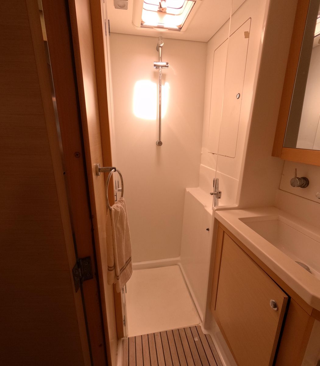 2014 Lagoon 45 
