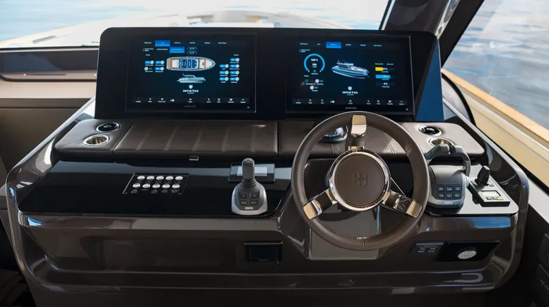  Yacht Photos Pics Invictus Yacht ST550 for sale