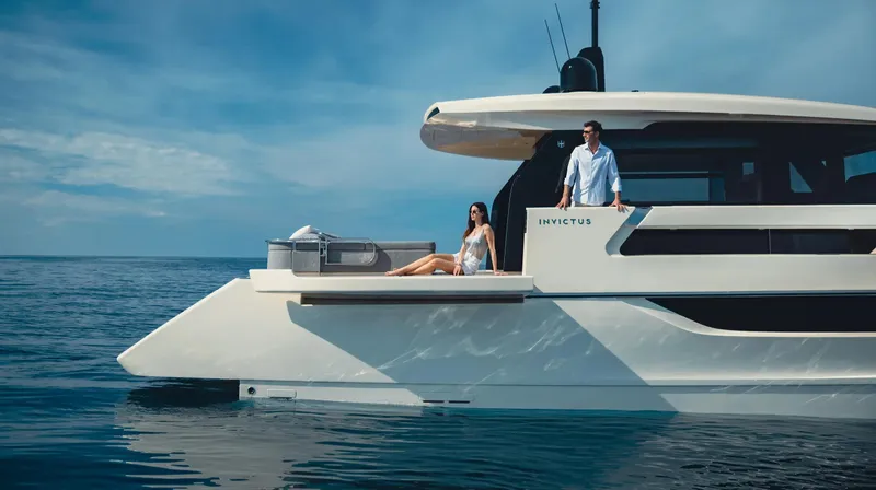  Yacht Photos Pics Invictus Yacht ST550 for sale