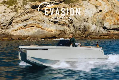2026 De Antonio Yachts E23