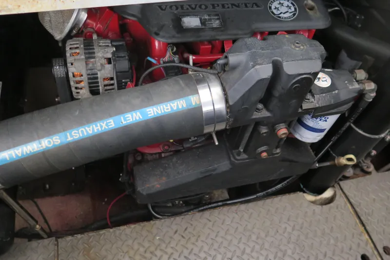  Yacht Photos Pics 2006 Regal Commodore 3880 engine with Volvo Penta components and marine exhaust system.