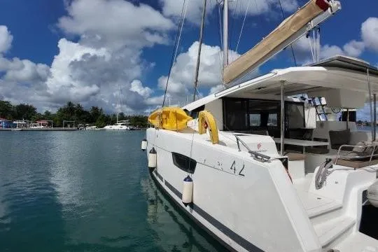 Kia Ora Yacht Photos Pics Astrea 42