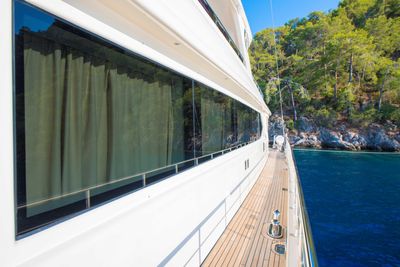 Yacht