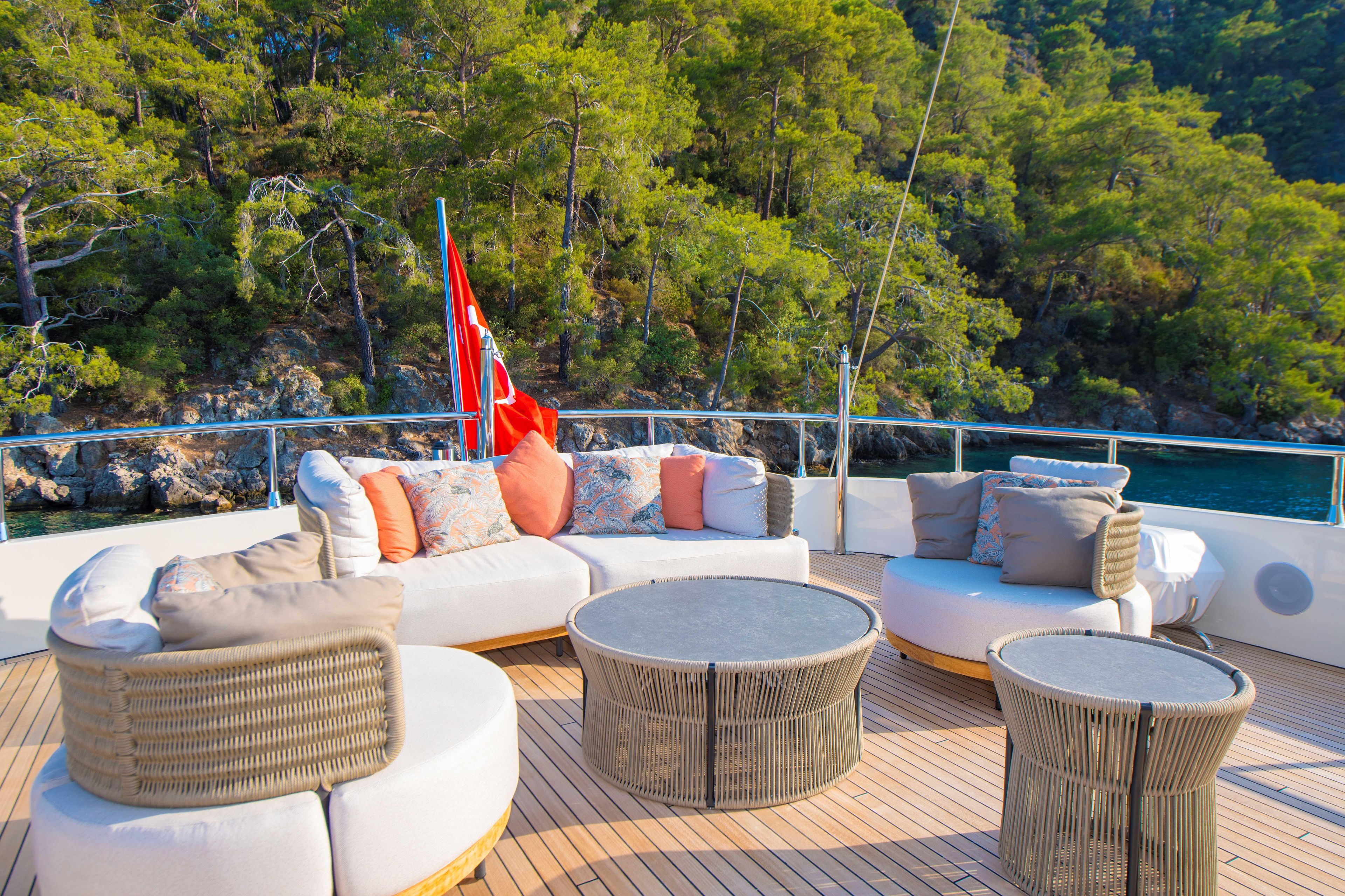 Yacht