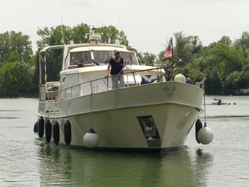Lowland 491