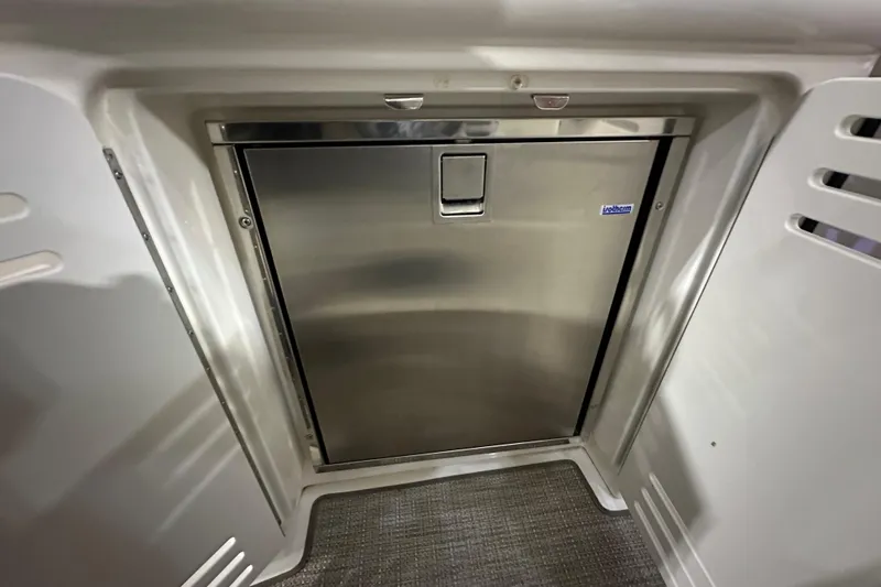 Lilley Pad Yacht Photos Pics Stainless steel refrigerator on 2007 Sea Ray 44 Sundancer yacht.