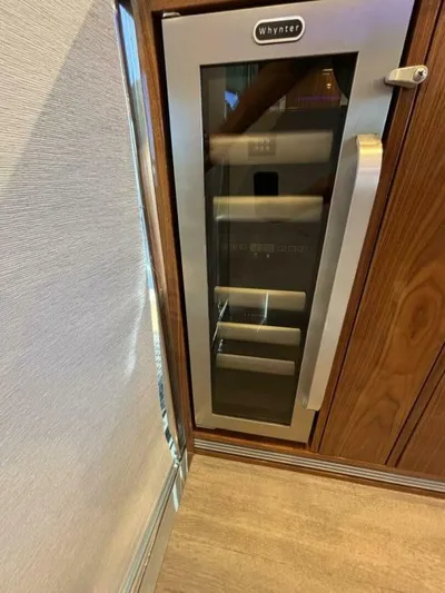 Wine Down Yacht Photos Pics 2022 Riviera 5400 Sport Yacht Platinum Edition - Image 19