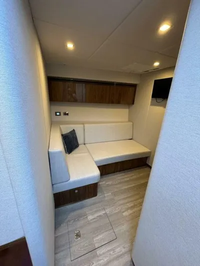 Wine Down Yacht Photos Pics 2022 Riviera 5400 Sport Yacht Platinum Edition - Image 26