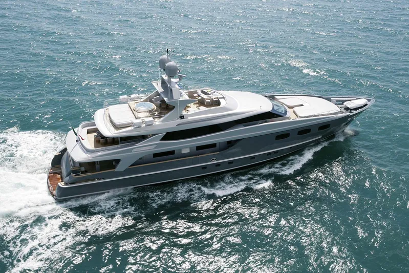 Annamia Yacht Photos Pics BAGLIETTO 43M