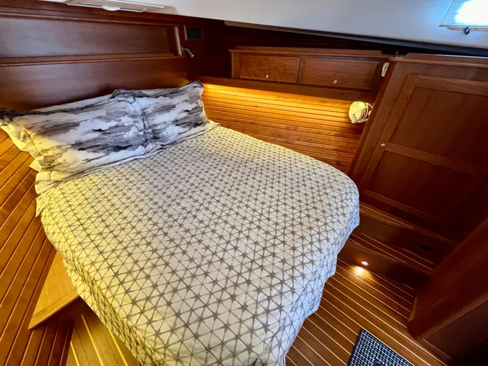 Calamity Jane Yacht Photos Pics 