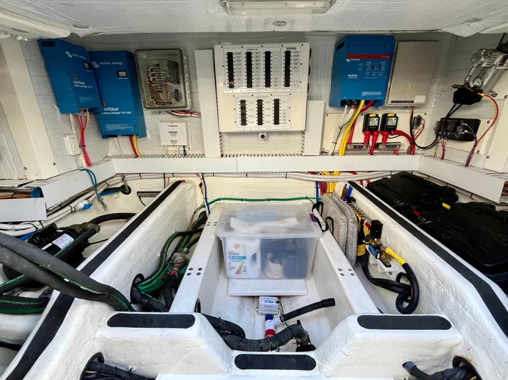 Calamity Jane Yacht Photos Pics 