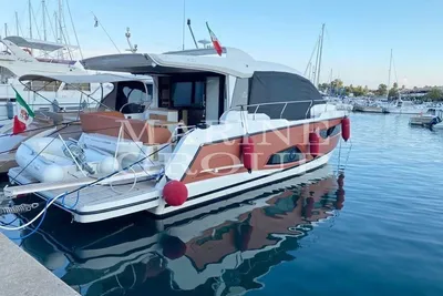 2018 Sealine C430