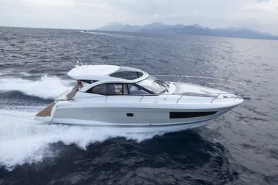 2016 Jeanneau Leader 36