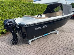 2023 Twins 475 Met Tohatsu 15 PK Buiskap