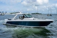 2021 Tiara Yachts 38 LS