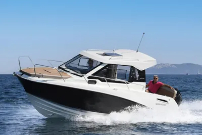 2025 Quicksilver Activ 705 Weekend