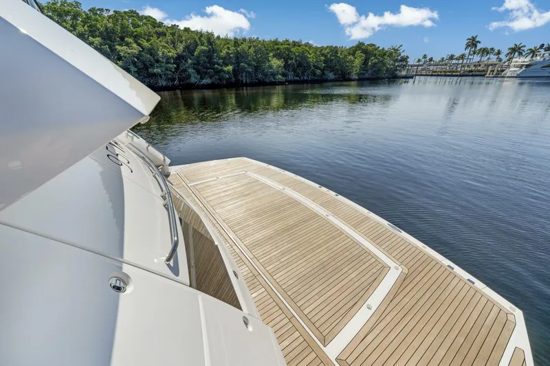  Yacht Photos Pics 2025 Sunseeker 95 Yacht - Image 13