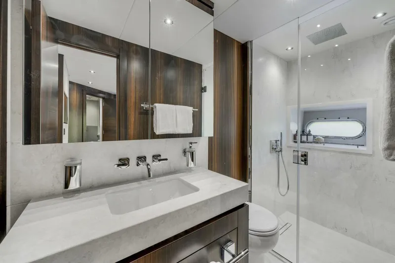  Yacht Photos Pics 2025 Sunseeker 95 Yacht - Image 52