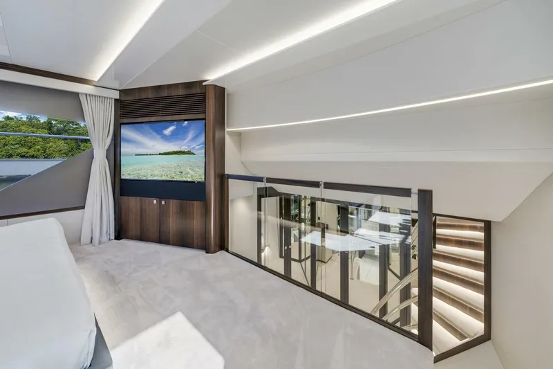  Yacht Photos Pics 2025 Sunseeker 95 Yacht - Image 37