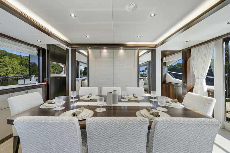  Yacht Photos Pics 2025 Sunseeker 95 Yacht - Image 23