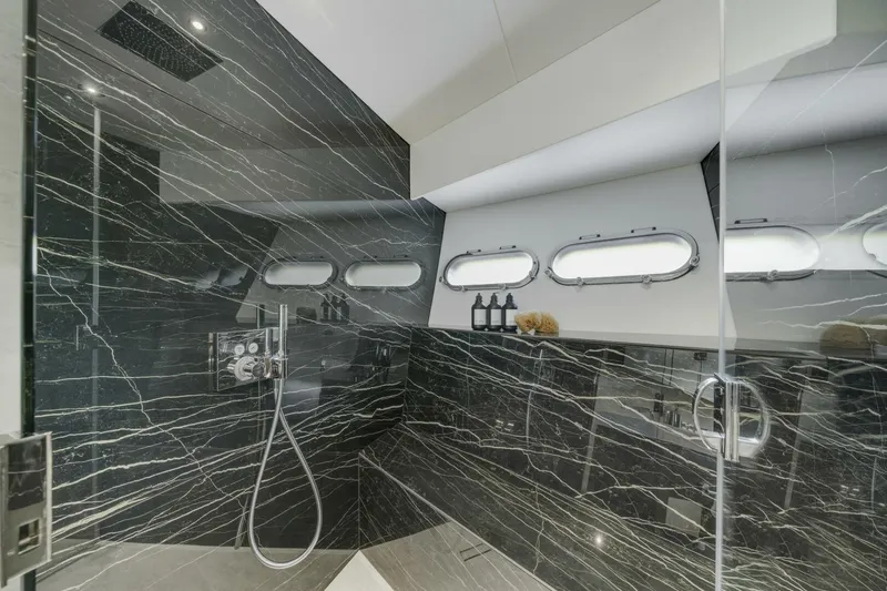  Yacht Photos Pics 2025 Sunseeker 95 Yacht - Image 45