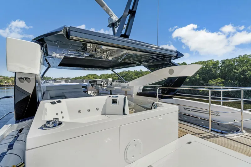  Yacht Photos Pics 2025 Sunseeker 95 Yacht - Image 63