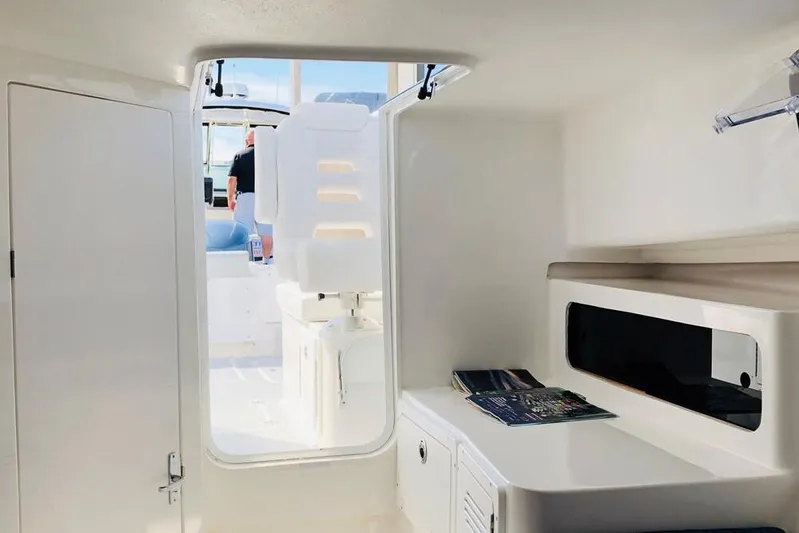  Yacht Photos Pics Manufacturer Provided Image