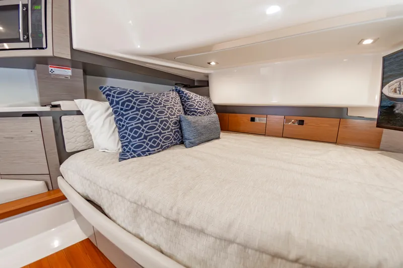 Always Saturday Yacht Photos Pics 