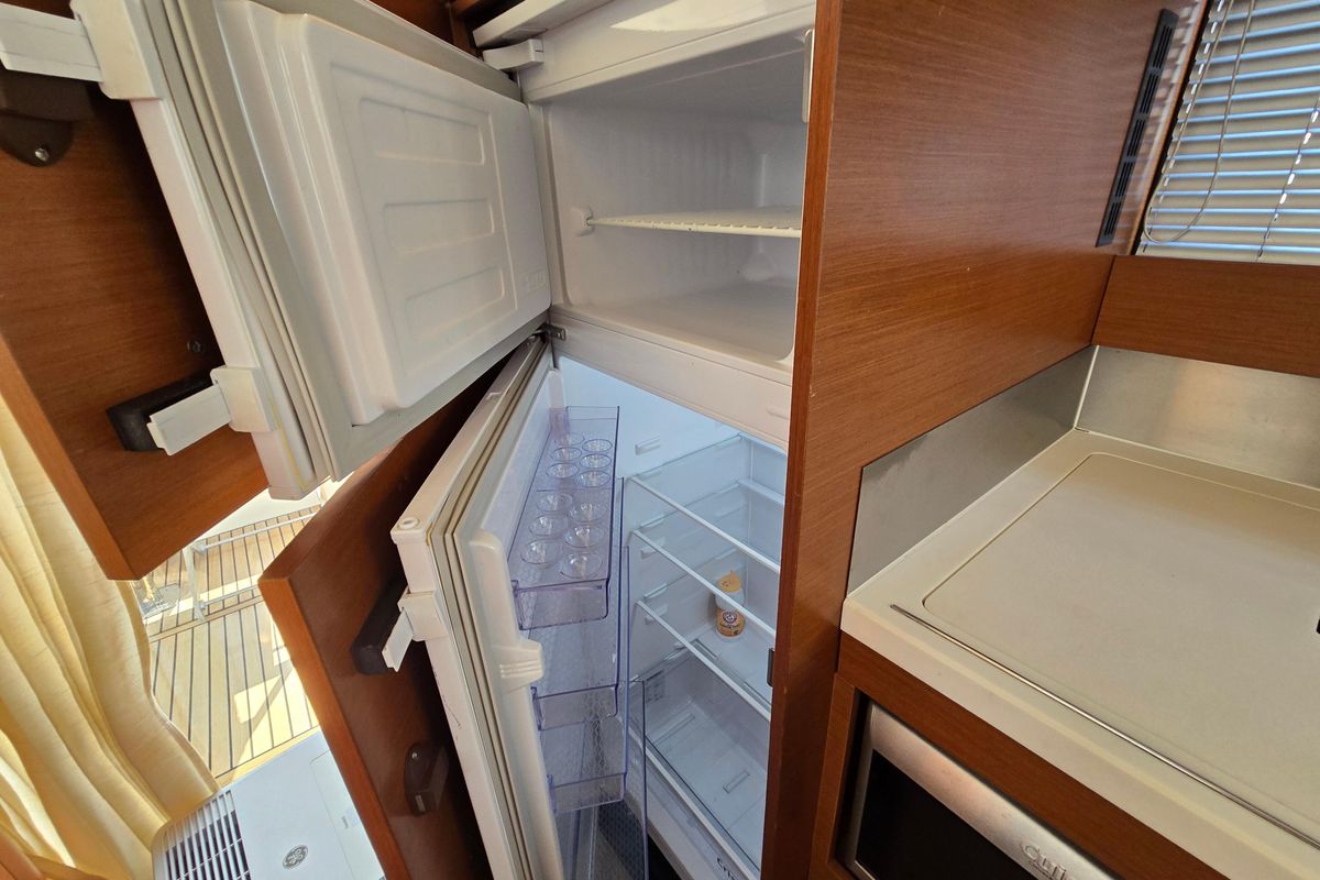 2013 Prestige 49 