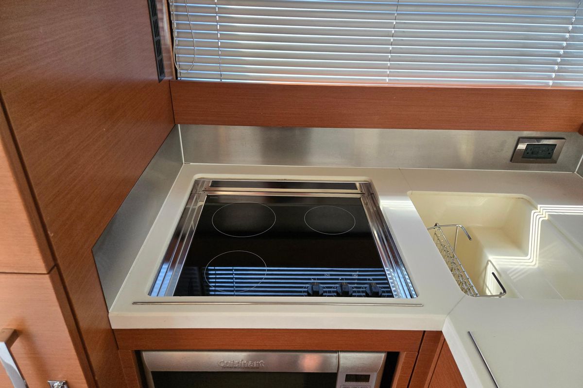 2013 Prestige 49 