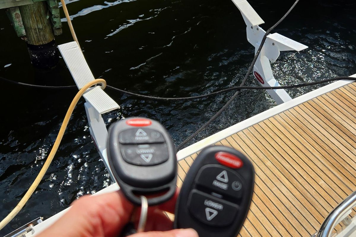 2013 Prestige 49 