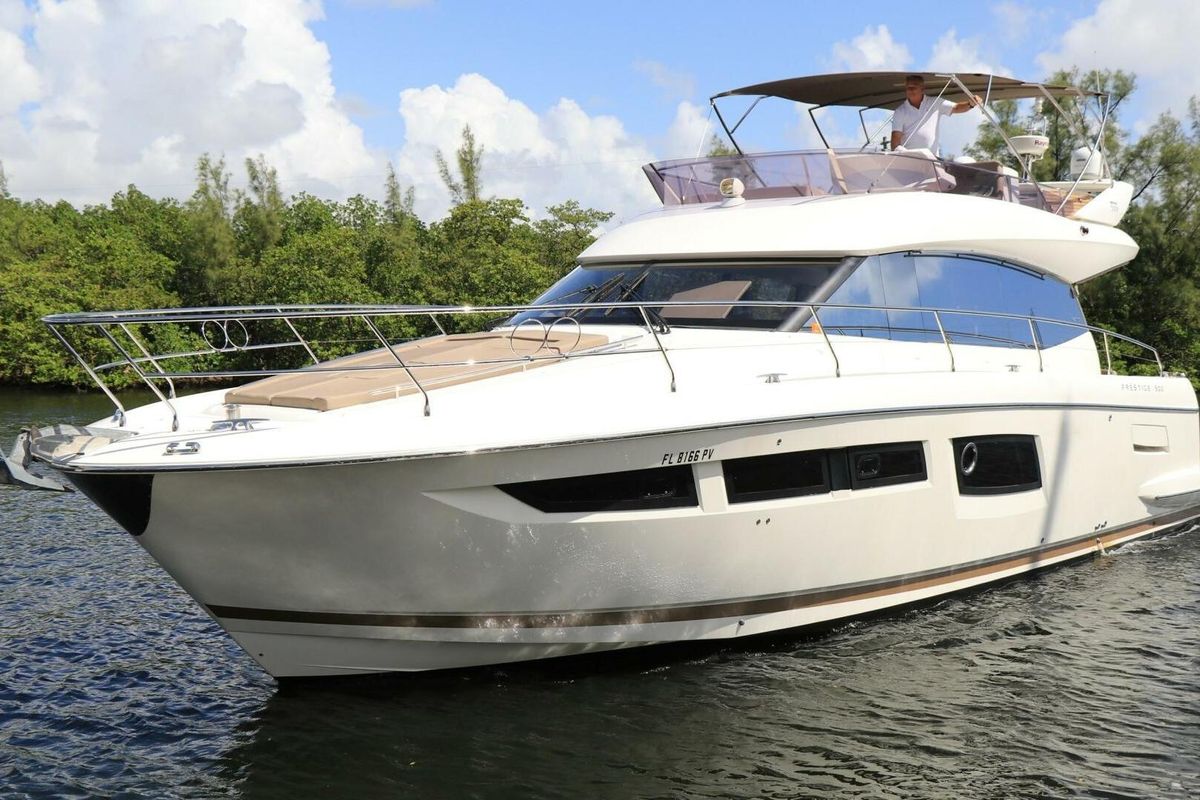 2013 Prestige 49 