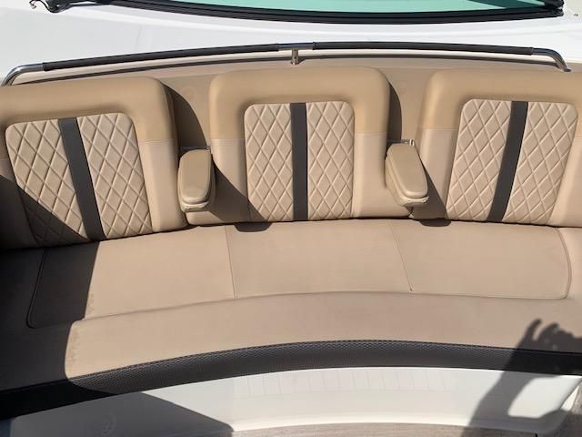 2019 Sea Ray 42 