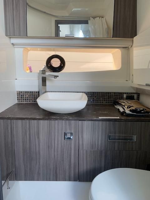 2019 Sea Ray 42 